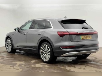 Used Audi e-tron 2019 for sale - 77589211: Photo