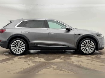 Used Audi e-tron 2019 for sale - 77589211: Photo