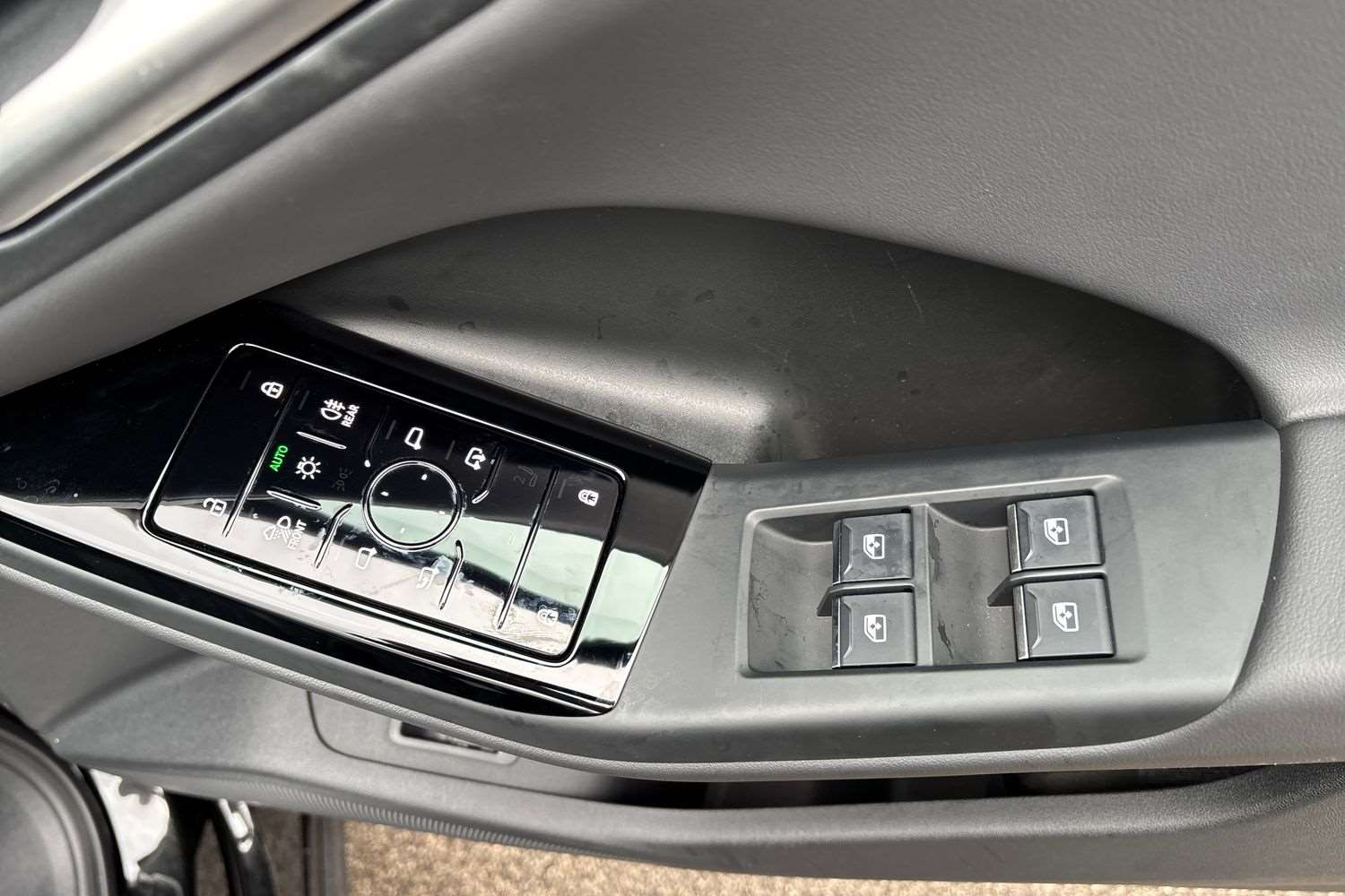 Used Audi Q6 e-tron 2025 for sale - 78010315: Photo 14