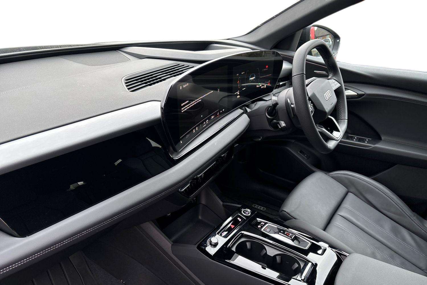 Used Audi Q6 e-tron 2025 for sale - 78010315: Photo 2