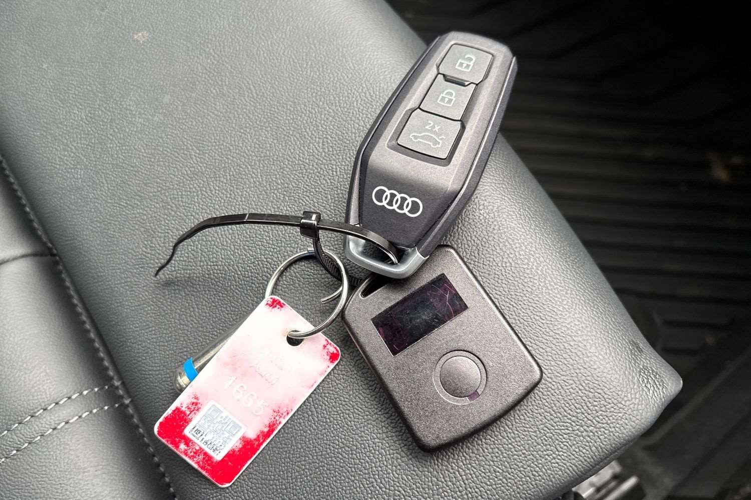 Used Audi Q6 e-tron 2025 for sale - 78010315: Photo 25