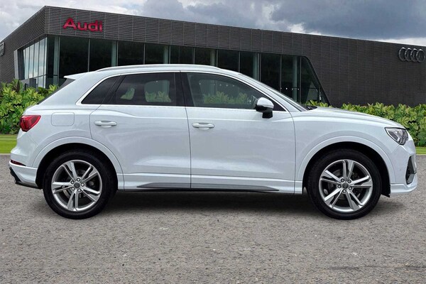 Used Audi Q3 2019 for sale - 75156343: Photo 4