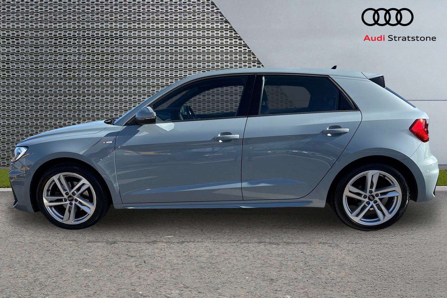Used Audi A1 2023 for sale - 77928559: Photo 8