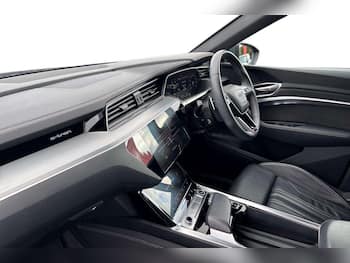 Used Audi Q8 2023 for sale - 79784660: Photo