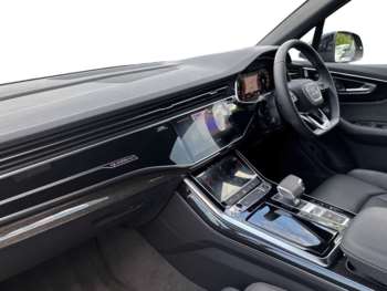Used Audi Q7 2024 for sale - 74980347: Photo