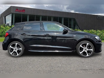 Used Audi A1 2022 for sale - 74911103: Photo