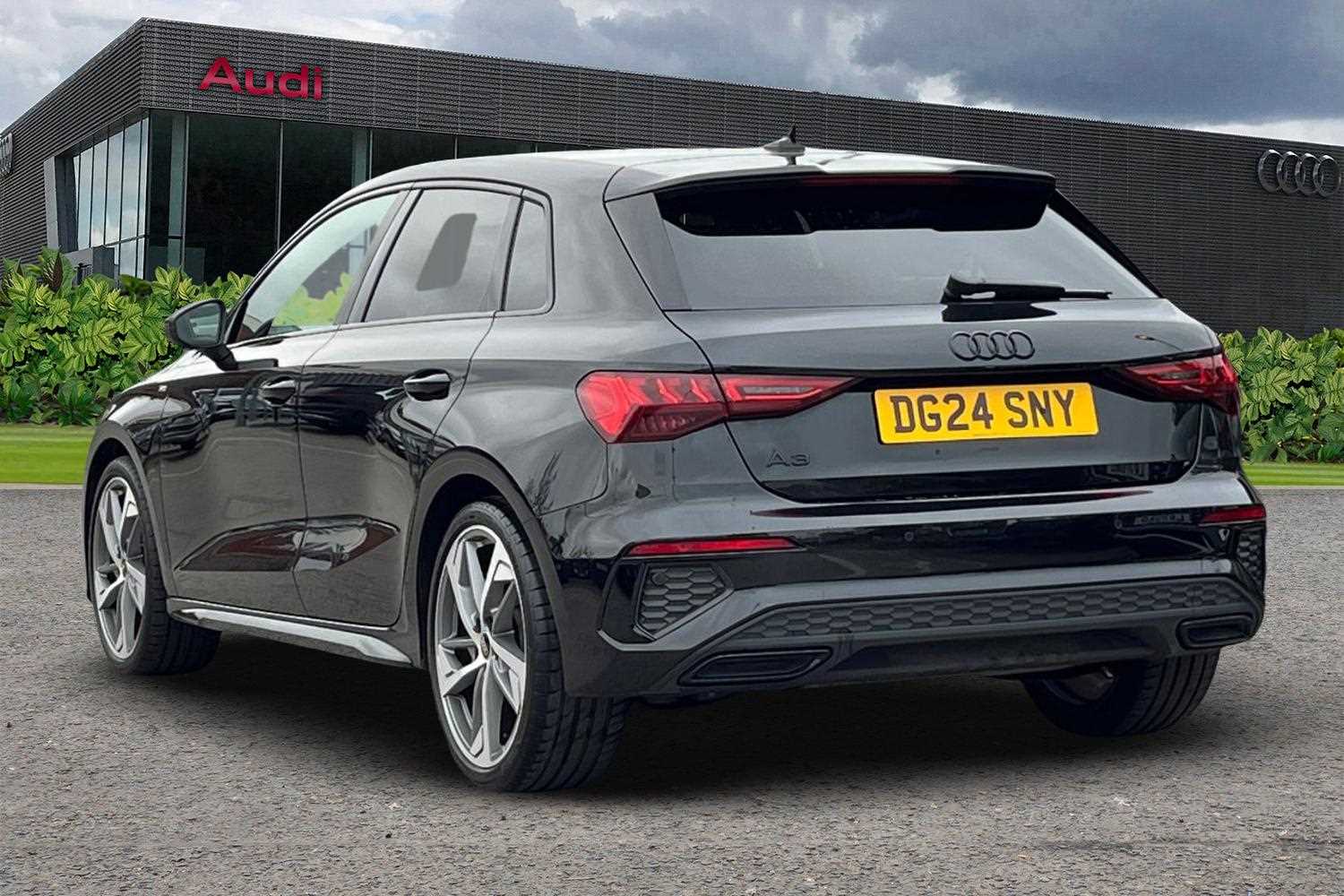 Used Audi A3 2024 for sale - 76262504: Photo 3