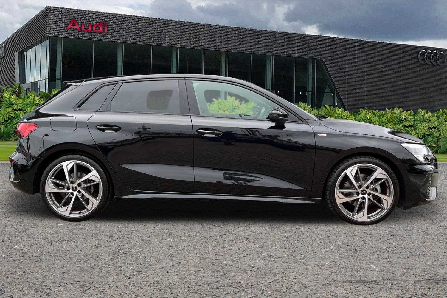 Used Audi A3 2024 for sale - 76262504: Photo 4