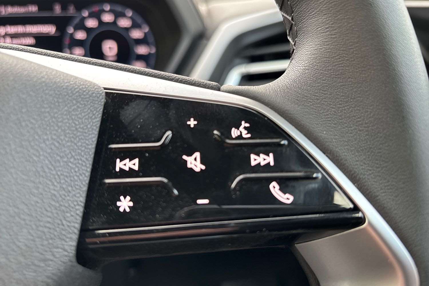 Used Audi Q4 e-tron 2025 for sale - 76789249: Photo 17