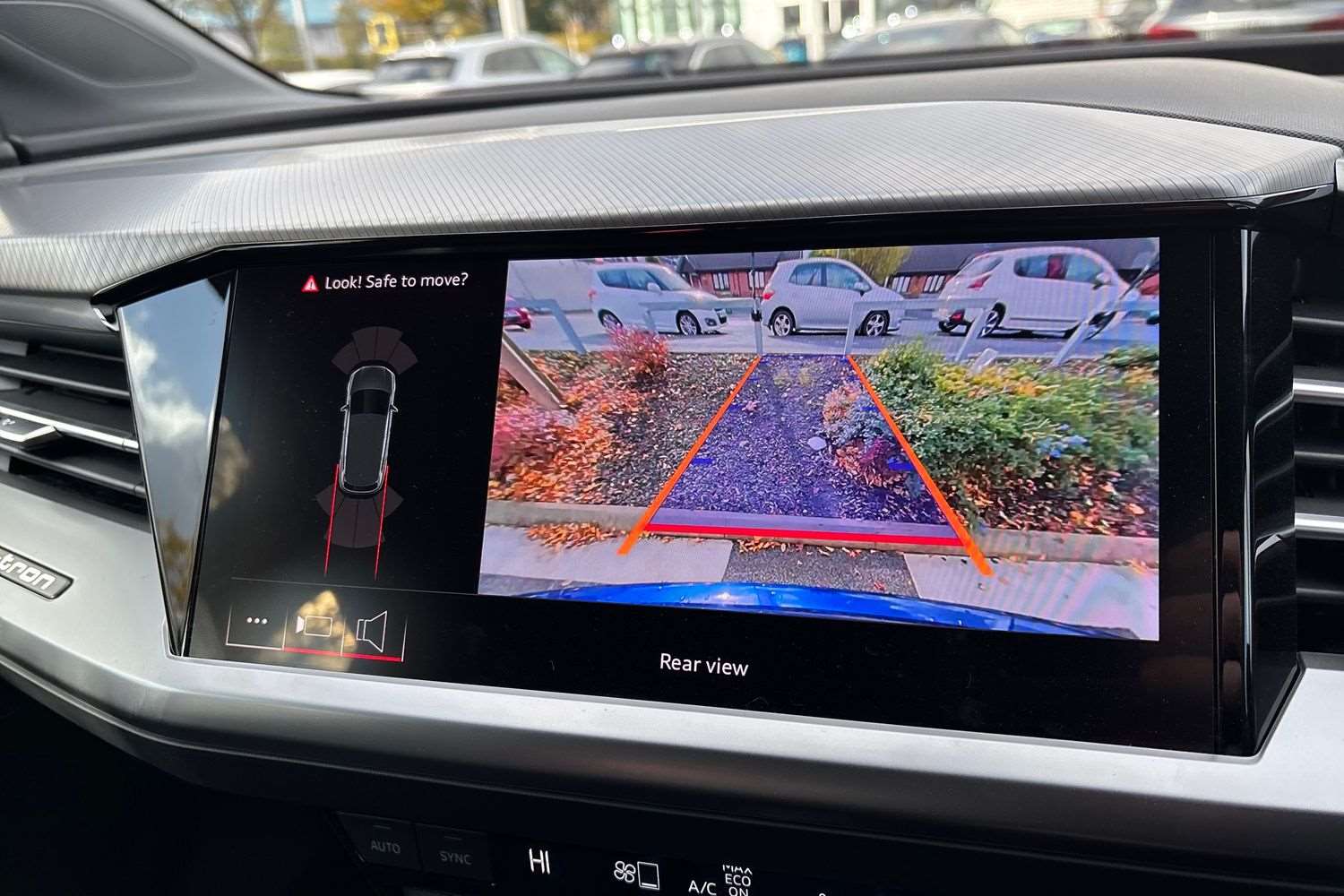 Used Audi Q4 e-tron 2025 for sale - 76789249: Photo 26