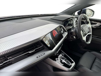 Used Audi Q4 e-tron 2025 for sale - 76789249: Photo