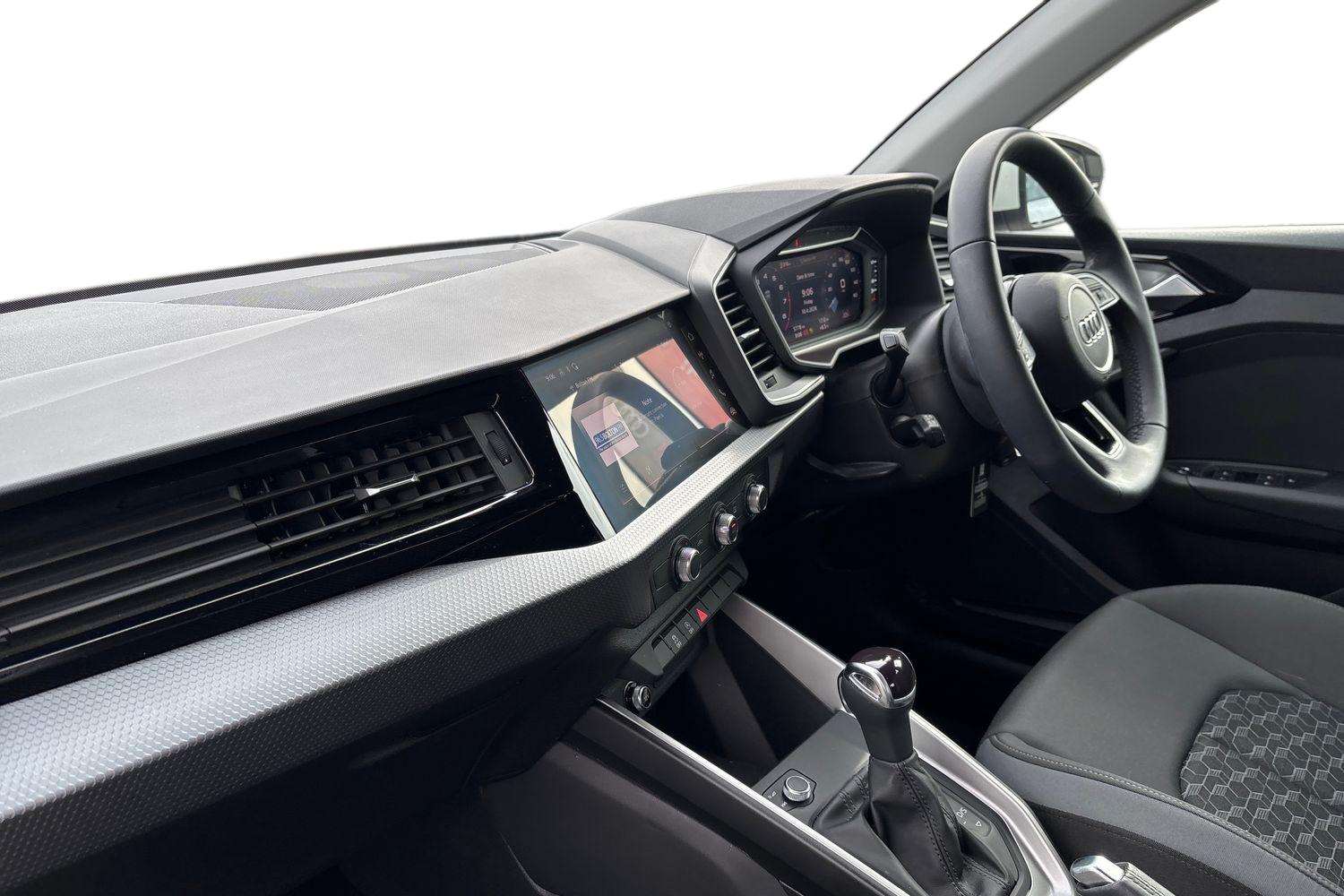 Used Audi A1 2023 for sale - 78208855: Photo 2