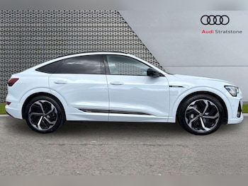 Used Audi e-tron 2022 for sale - 79455566: Photo