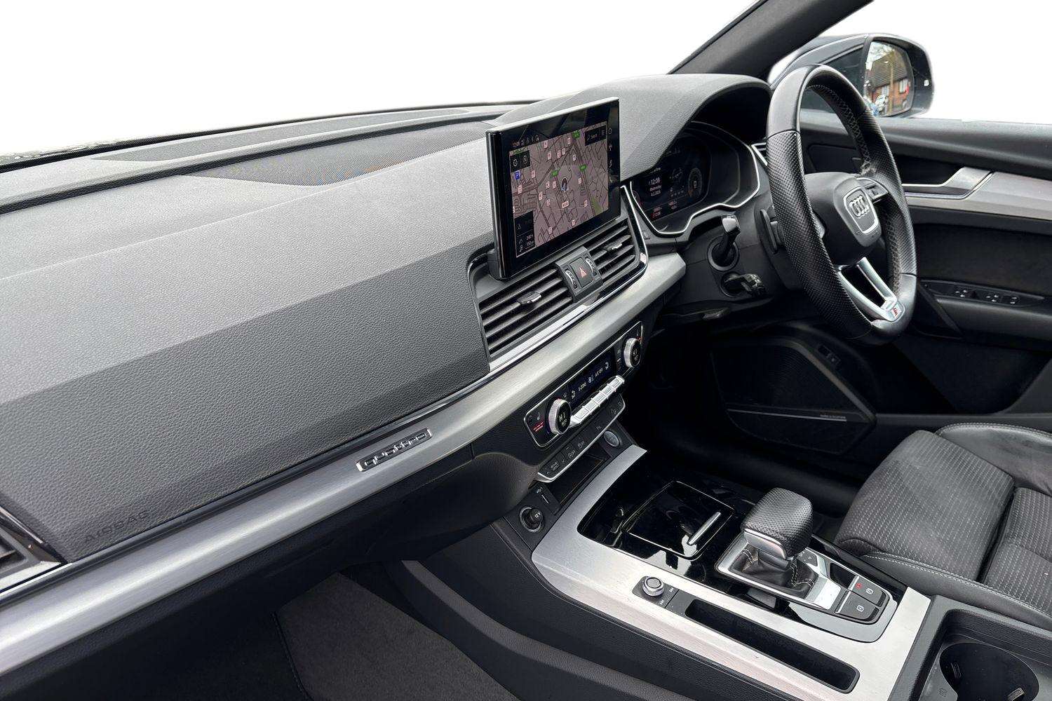 Used Audi Q5 2023 for sale - 77458497: Photo 2