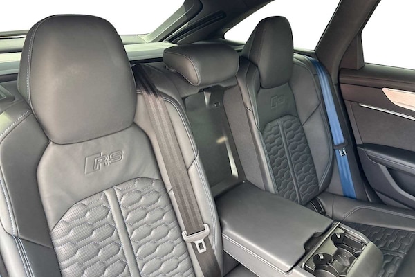 Used Audi RS6 2024 for sale - 75105031: Photo 10