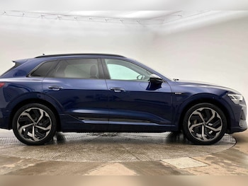 Used Audi e-tron 2022 for sale - 78937537: Photo
