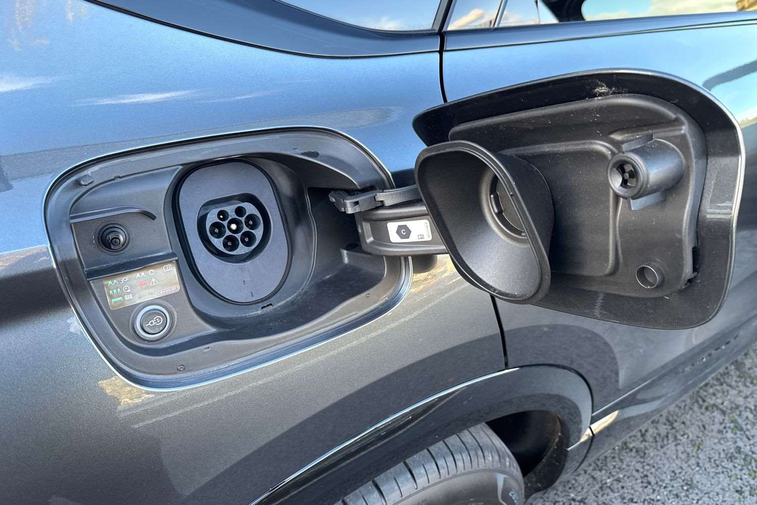 Used Audi Q6 e-tron 2025 for sale - 77112448: Photo 31