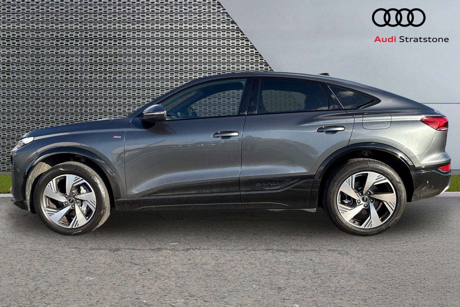 Used Audi Q6 e-tron 2025 for sale - 77112448: Photo 8