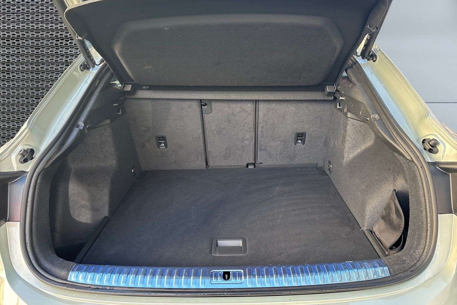 Used Audi Q3 2025 for sale - 77147302: Photo 13