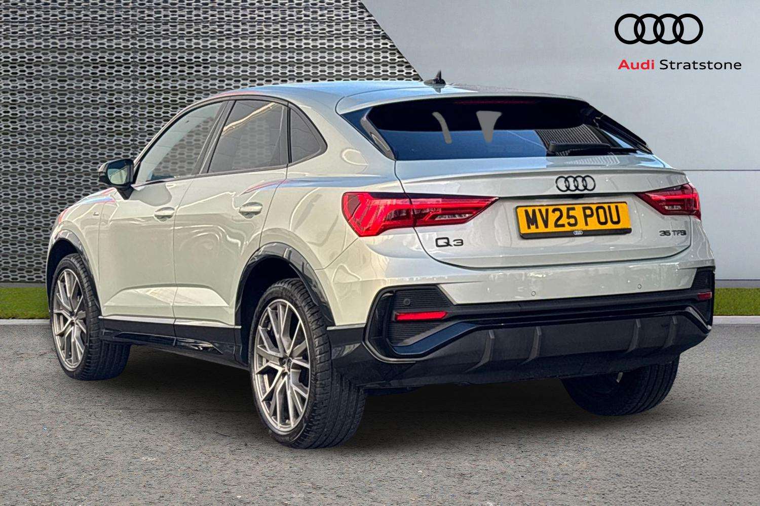 Used Audi Q3 2025 for sale - 77147302: Photo 3
