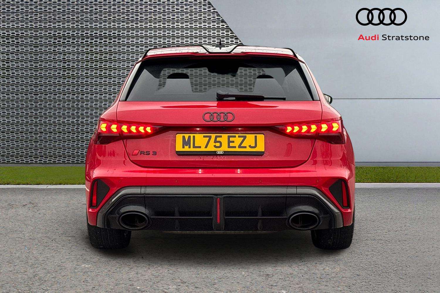 Used Audi RS3 2025 for sale - 77772337: Photo 7