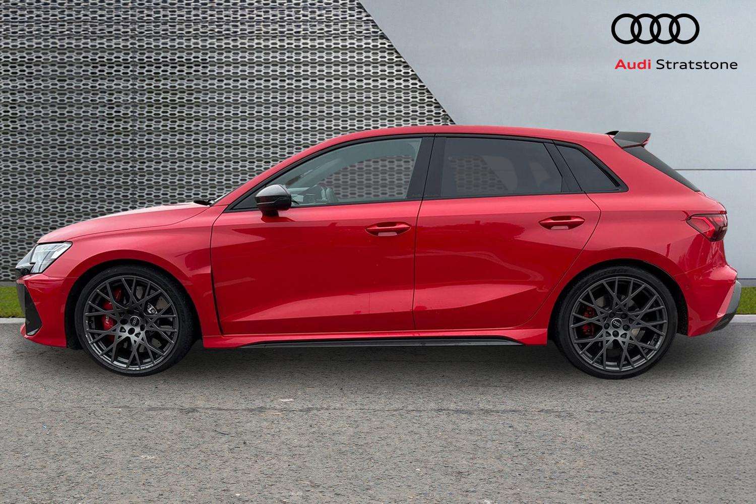 Used Audi RS3 2025 for sale - 77772337: Photo 8