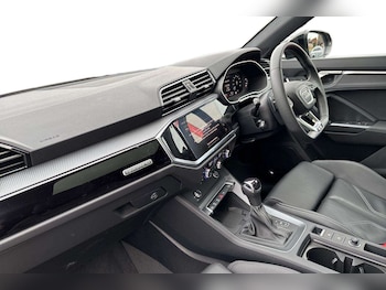 Used Audi Q3 2025 for sale - 77158371: Photo