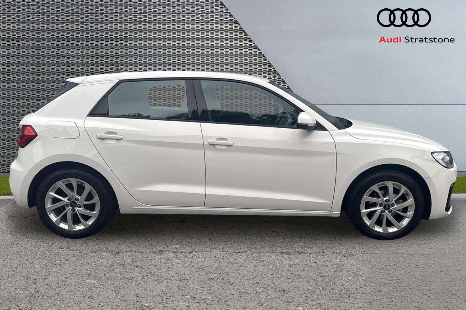 Used Audi A1 2024 for sale - 76156167: Photo 4