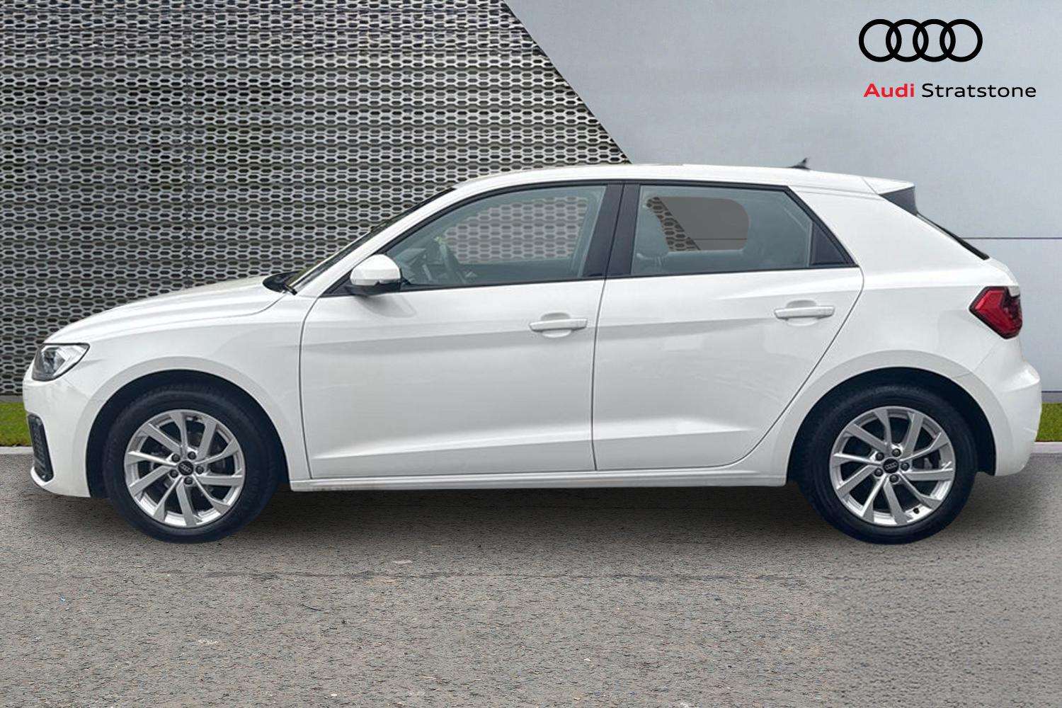 Used Audi A1 2024 for sale - 76156167: Photo 8