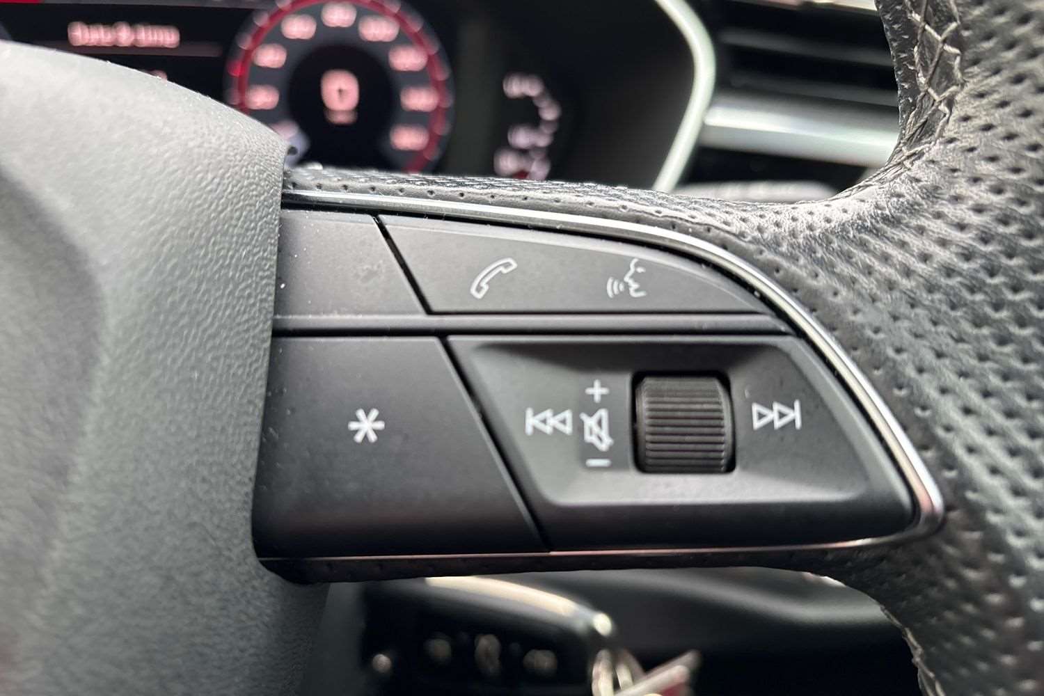 Used Audi Q3 2023 for sale - 77540856: Photo 17