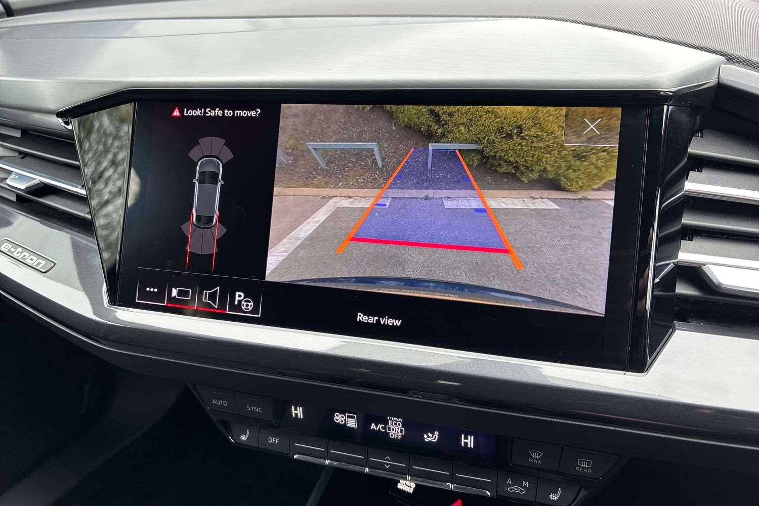 Used Audi Q4 e-tron 2022 for sale - 78118886: Photo 26