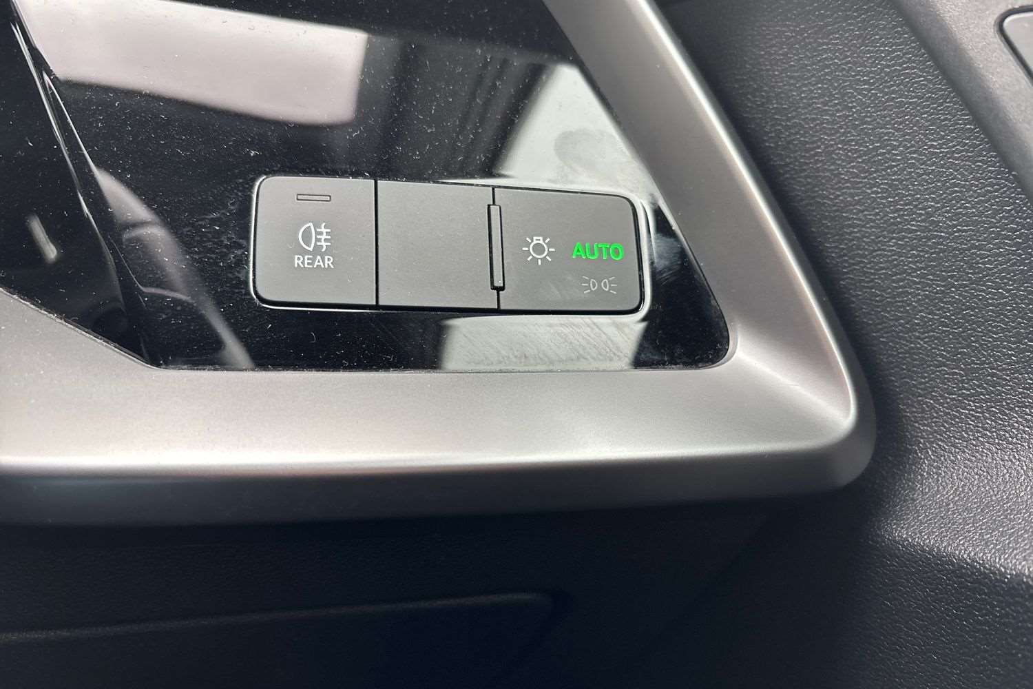 Vehicle 33