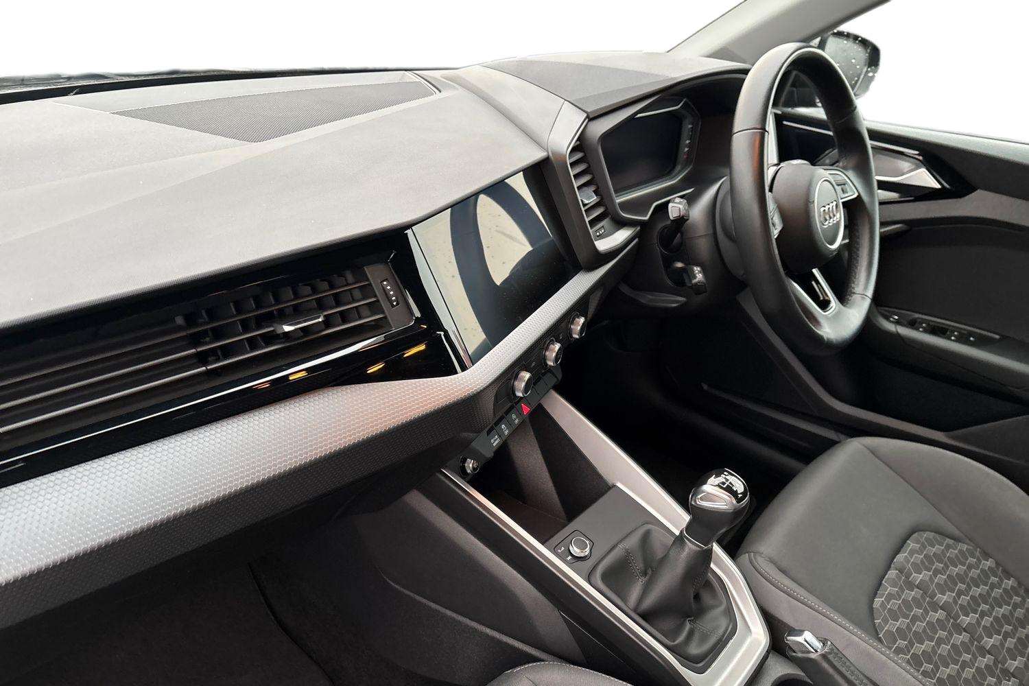 Used Audi A1 2023 for sale - 76804803: Photo 2