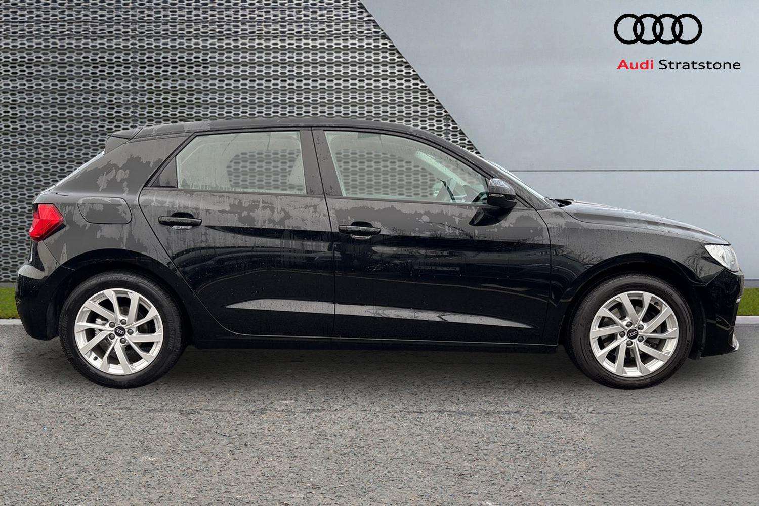 Used Audi A1 2023 for sale - 76804803: Photo 4