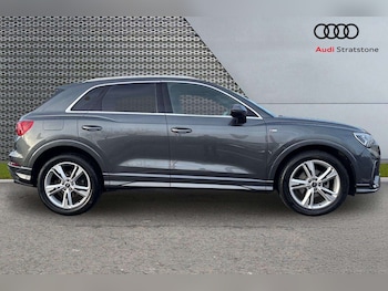 Used Audi Q3 2025 for sale - 76955315: Photo