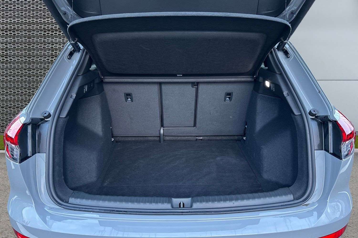 Used Audi Q4 e-tron 2025 for sale - 77158566: Photo 13