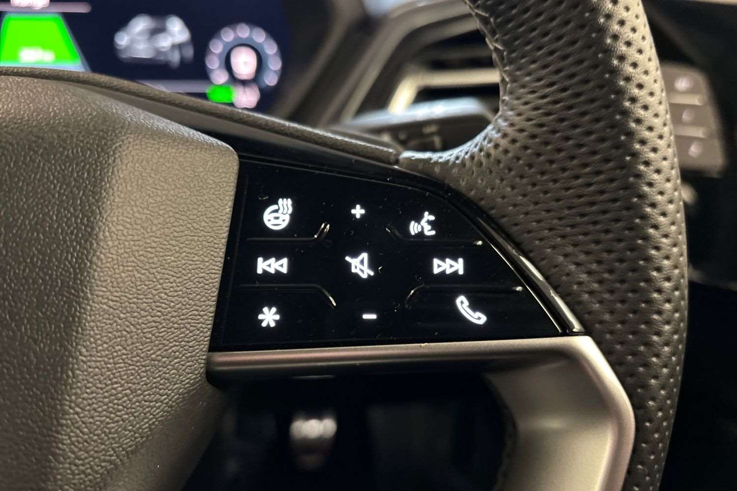 Used Audi Q4 e-tron 2025 for sale - 77158566: Photo 17