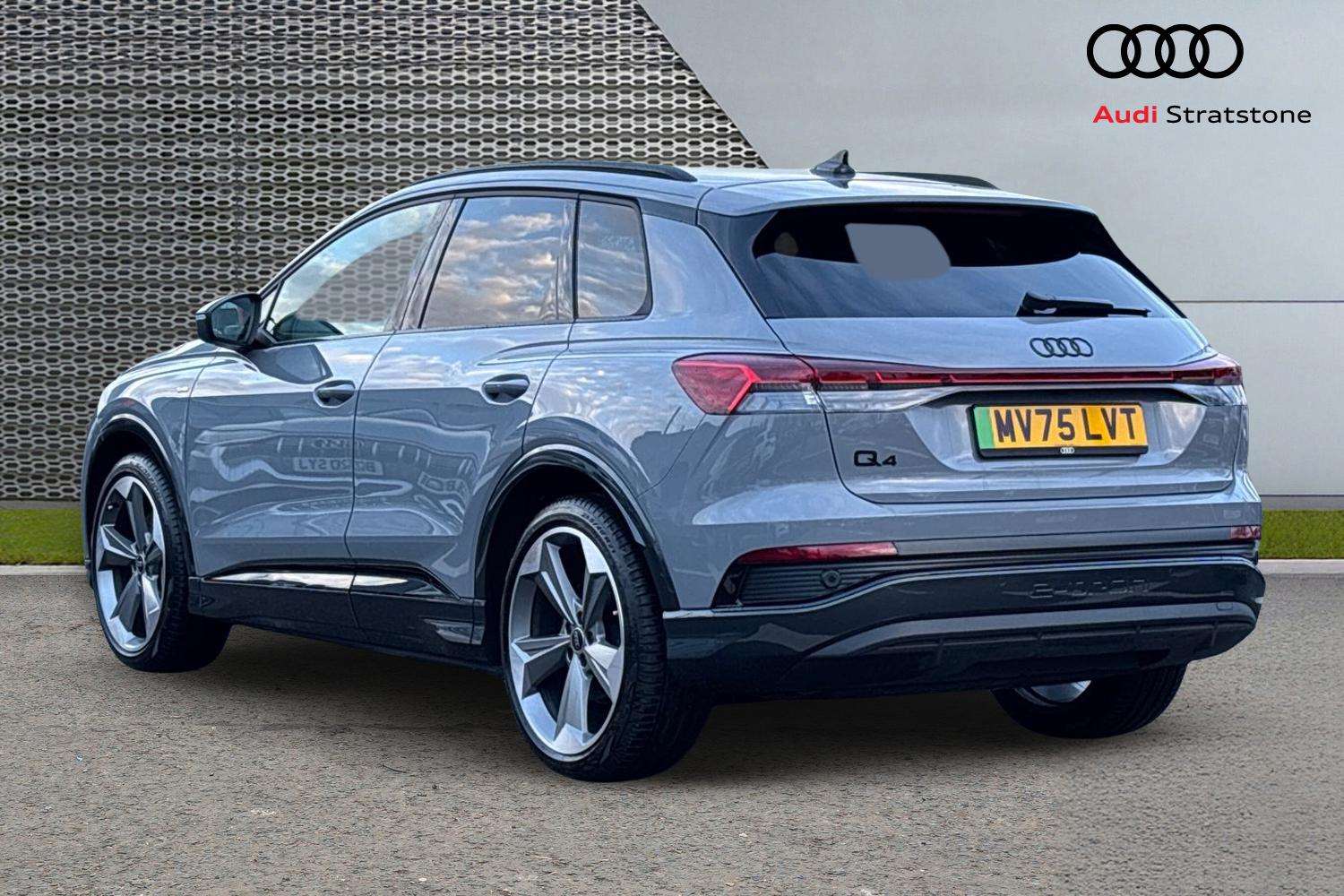 Used Audi Q4 e-tron 2025 for sale - 77158566: Photo 3