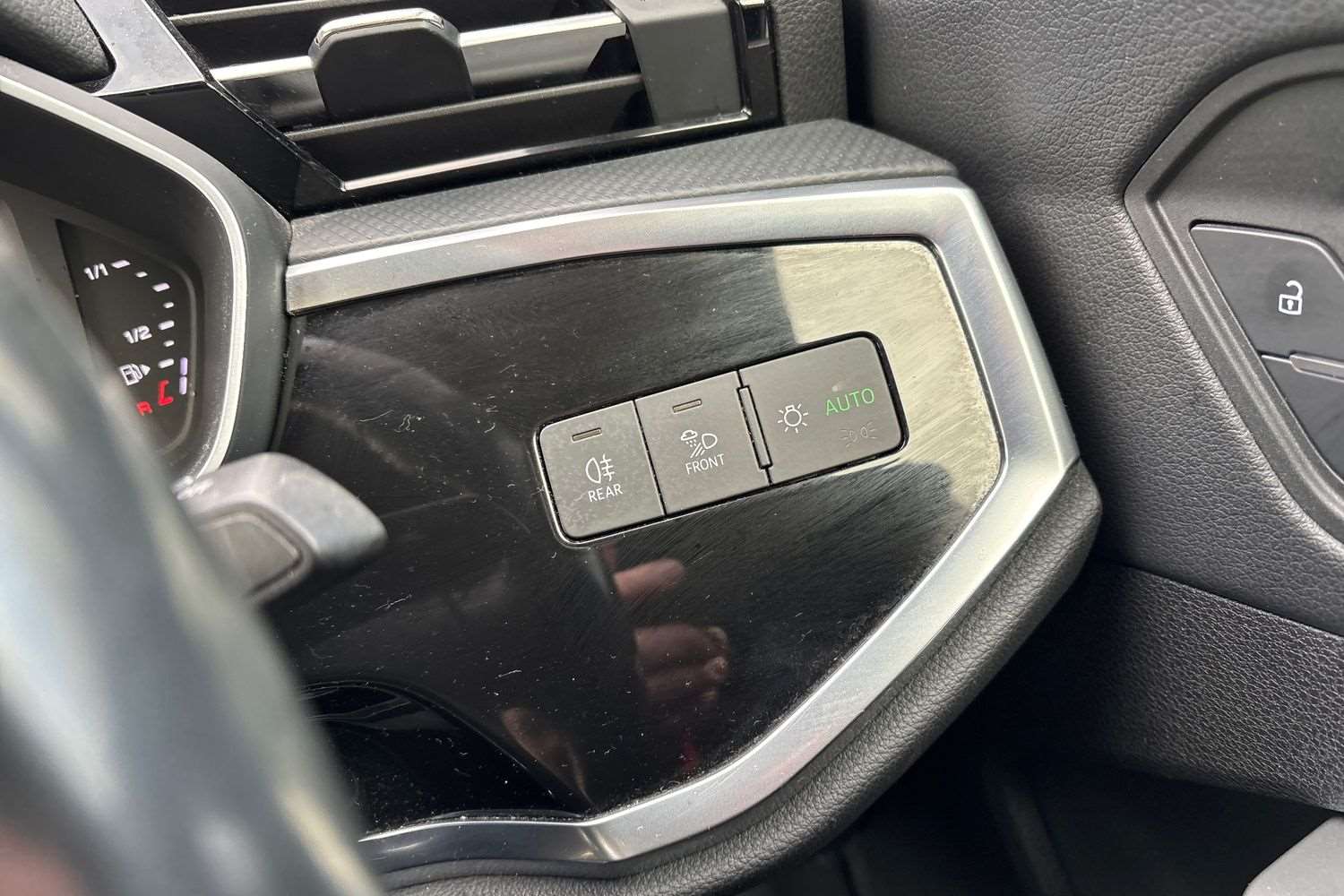 Used Audi Q3 2019 for sale - 76875704: Photo 33