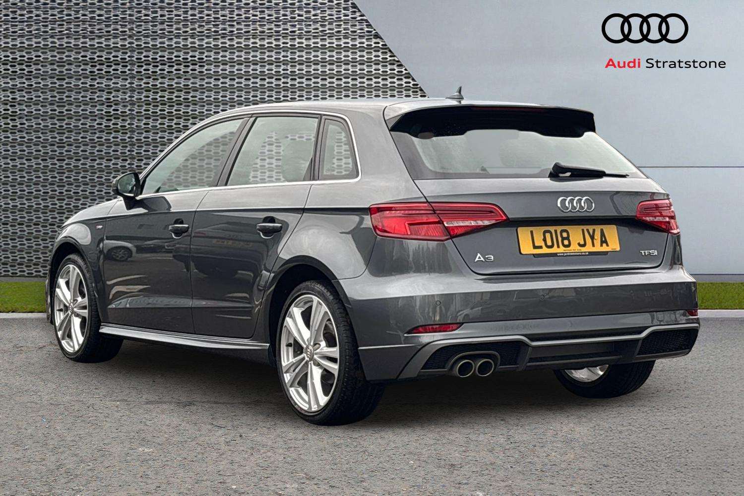 Used Audi A3 2018 for sale - 77022226: Photo 3