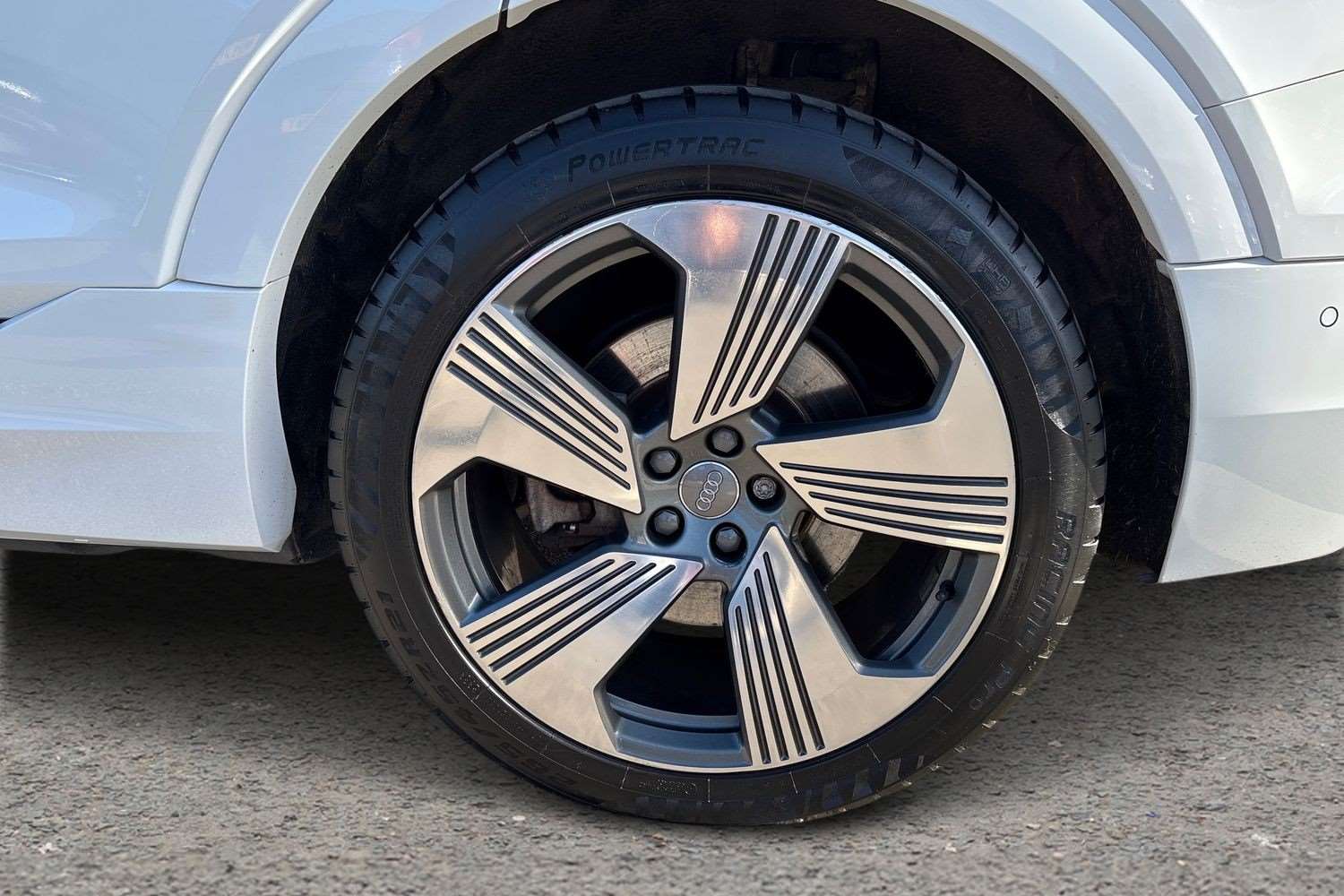 Used Audi e-tron 2020 for sale - 77943012: Photo 10