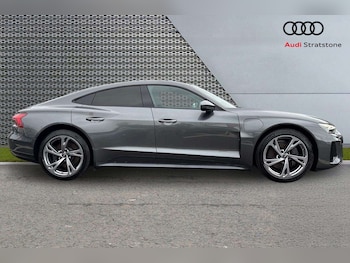 Used Audi e-tron GT 2022 for sale - 76390628: Photo