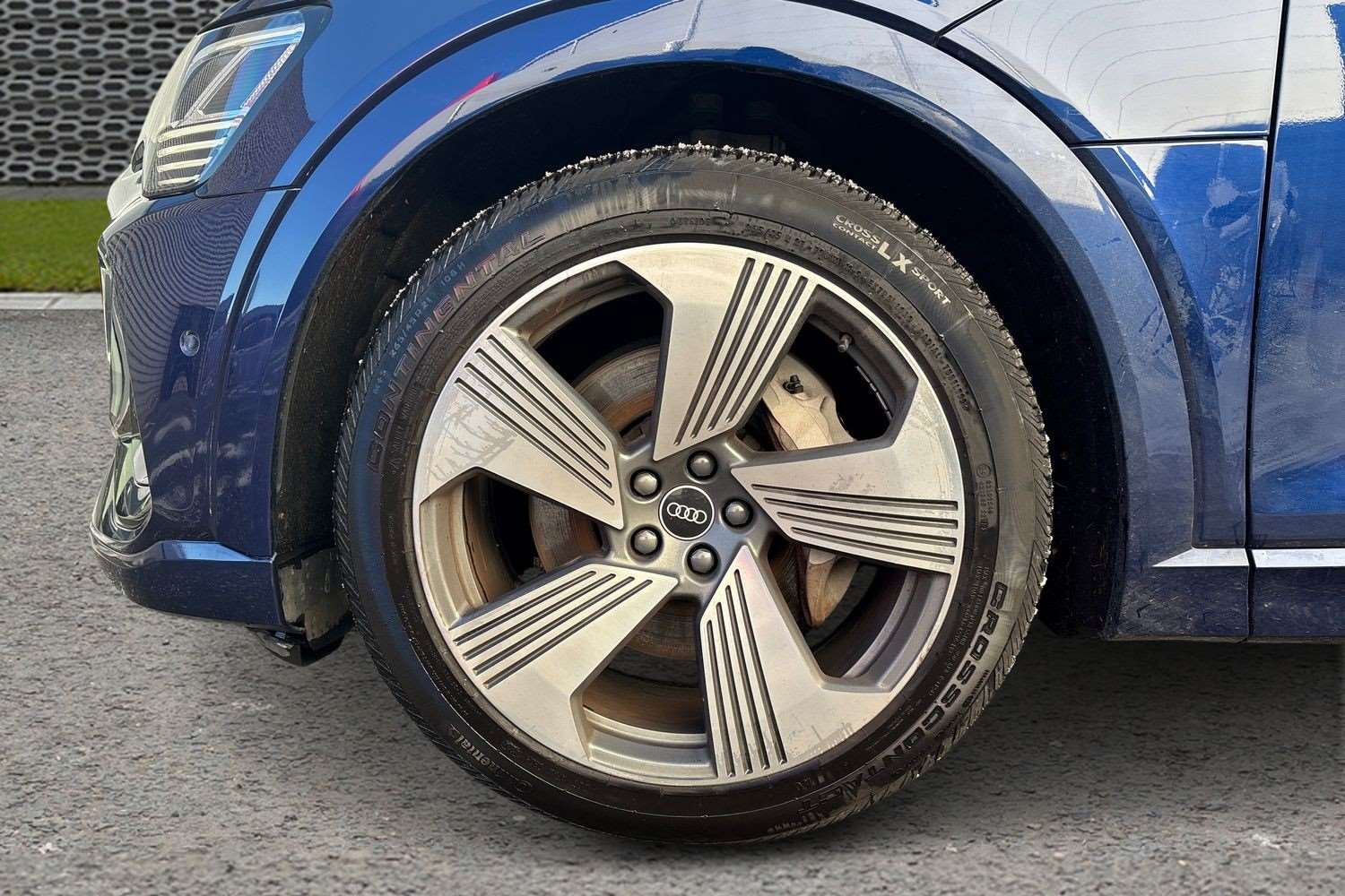 Used Audi e-tron 2021 for sale - 77044065: Photo 11