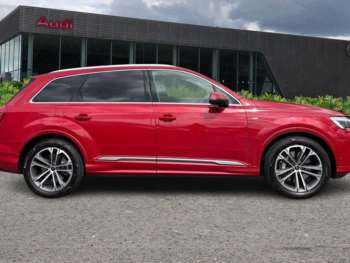 Used Audi Q7 2025 for sale - 74801880: Photo