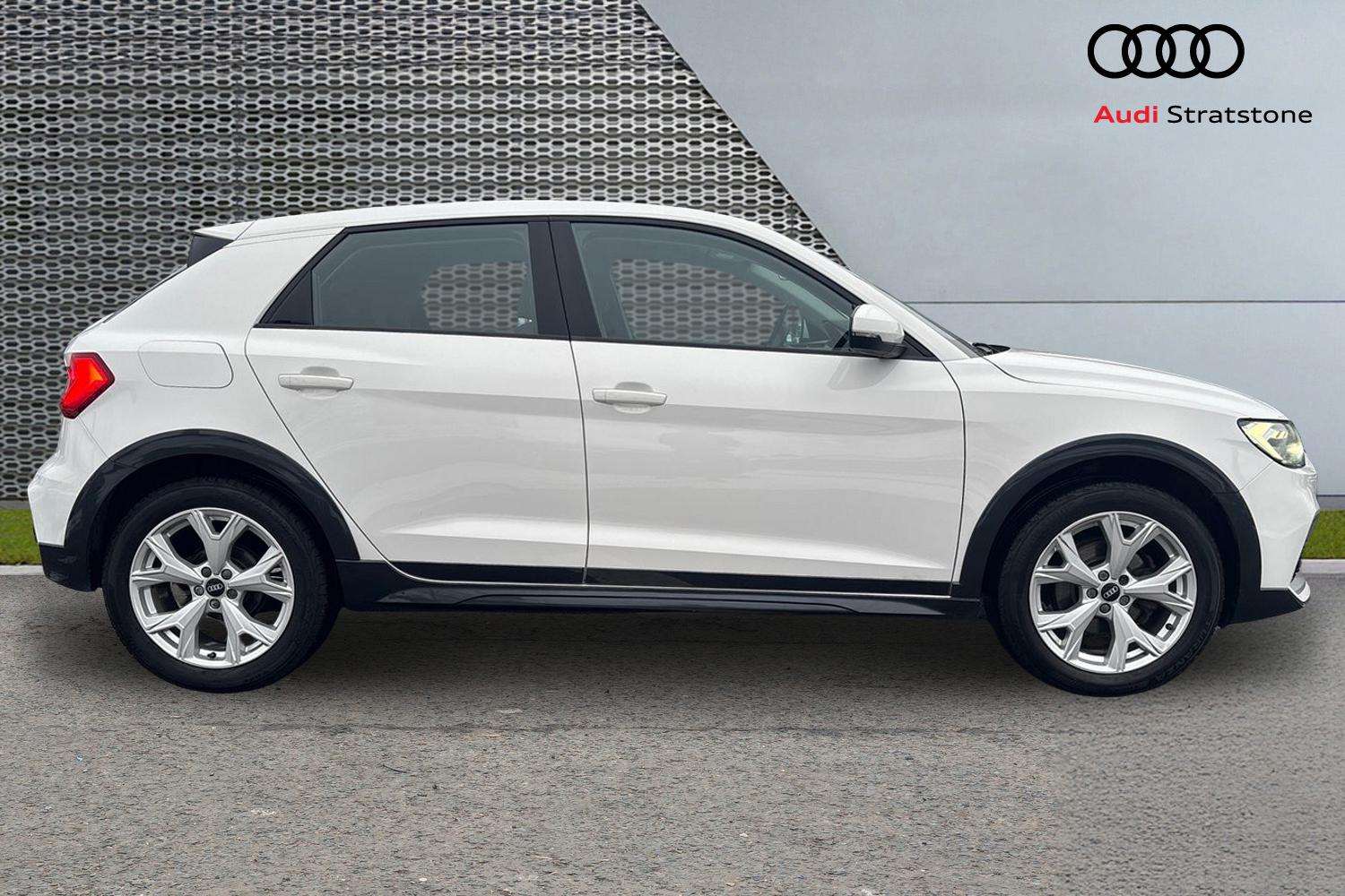 Used Audi A1 2020 for sale - 77093402: Photo 4