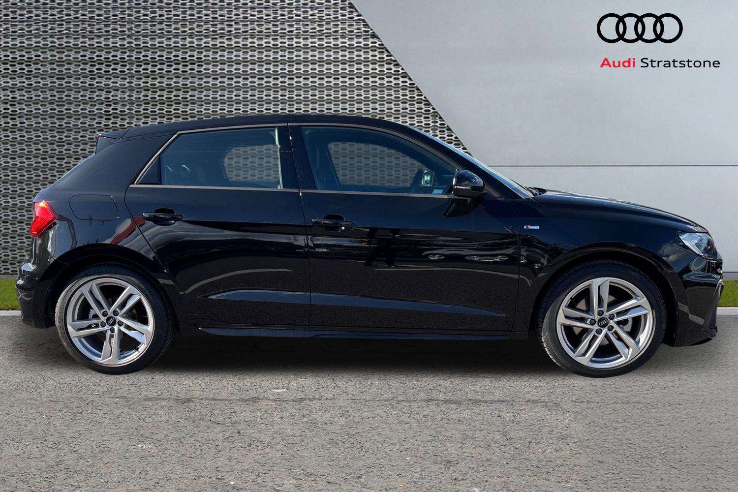 Used Audi A1 2022 for sale - 77011019: Photo 4