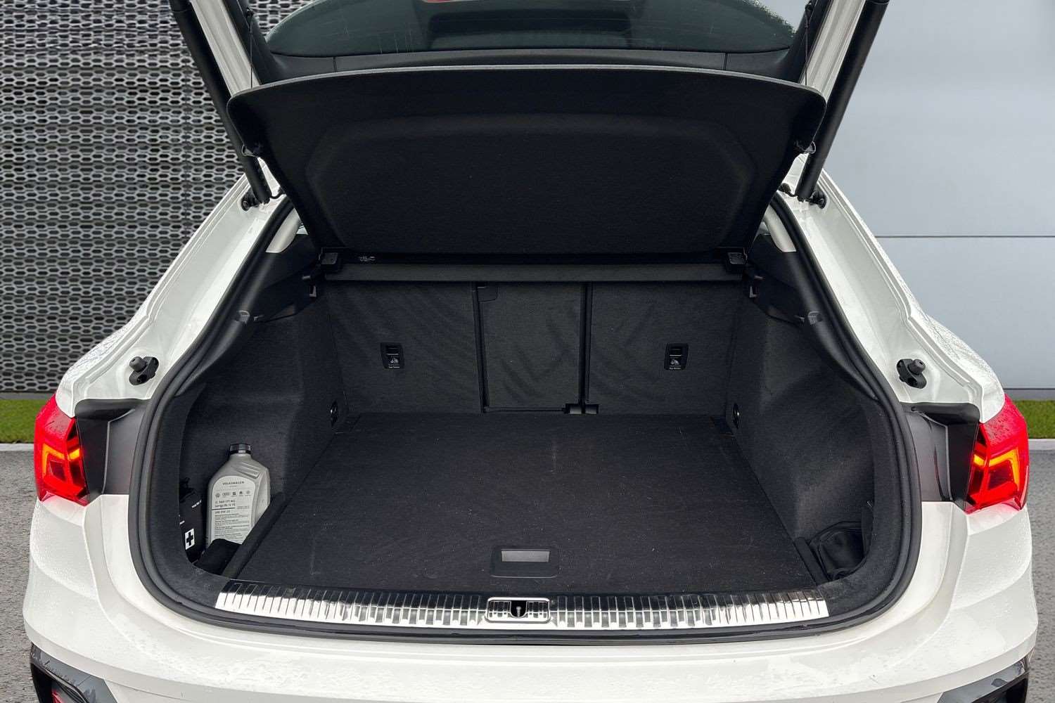 Used Audi Q3 2023 for sale - 77147347: Photo 13