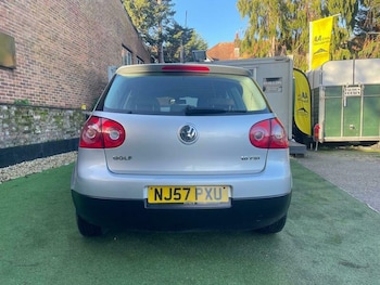 Used Volkswagen Golf 2007 for sale - 77049158: Photo