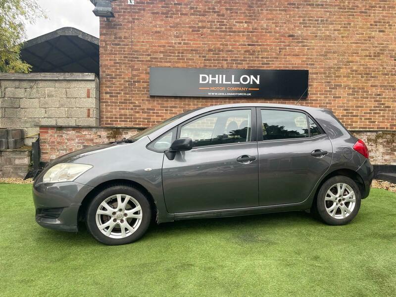 Used Toyota Auris 2009 for sale - 76497044: Photo 2