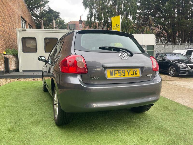Used Toyota Auris 2009 for sale - 76497044: Photo 3